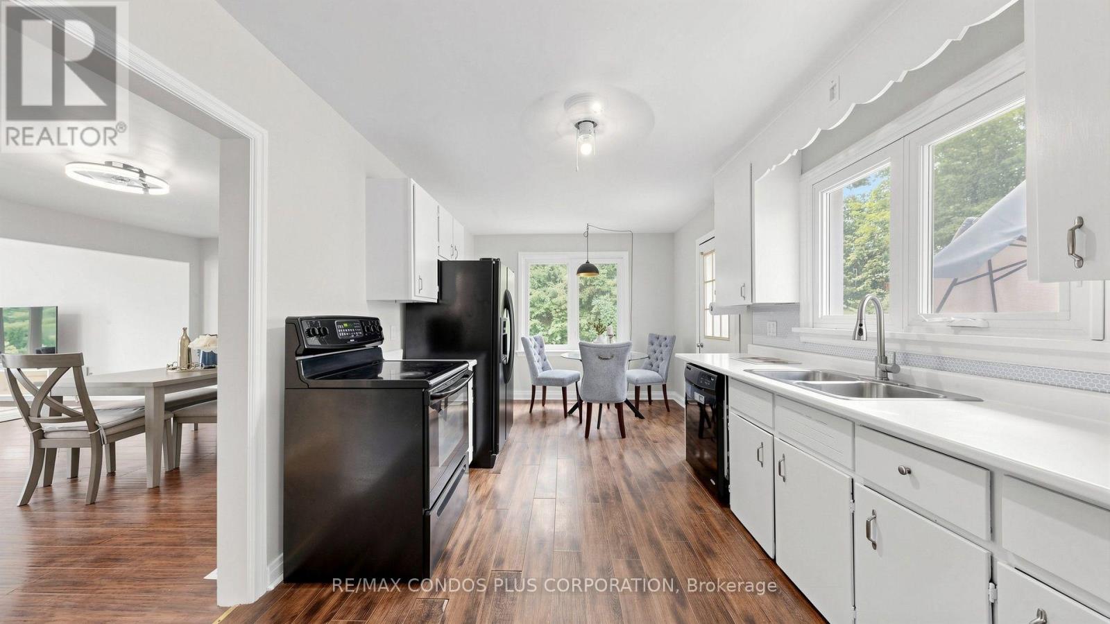 20 Southwood Crescent Property Photo 27