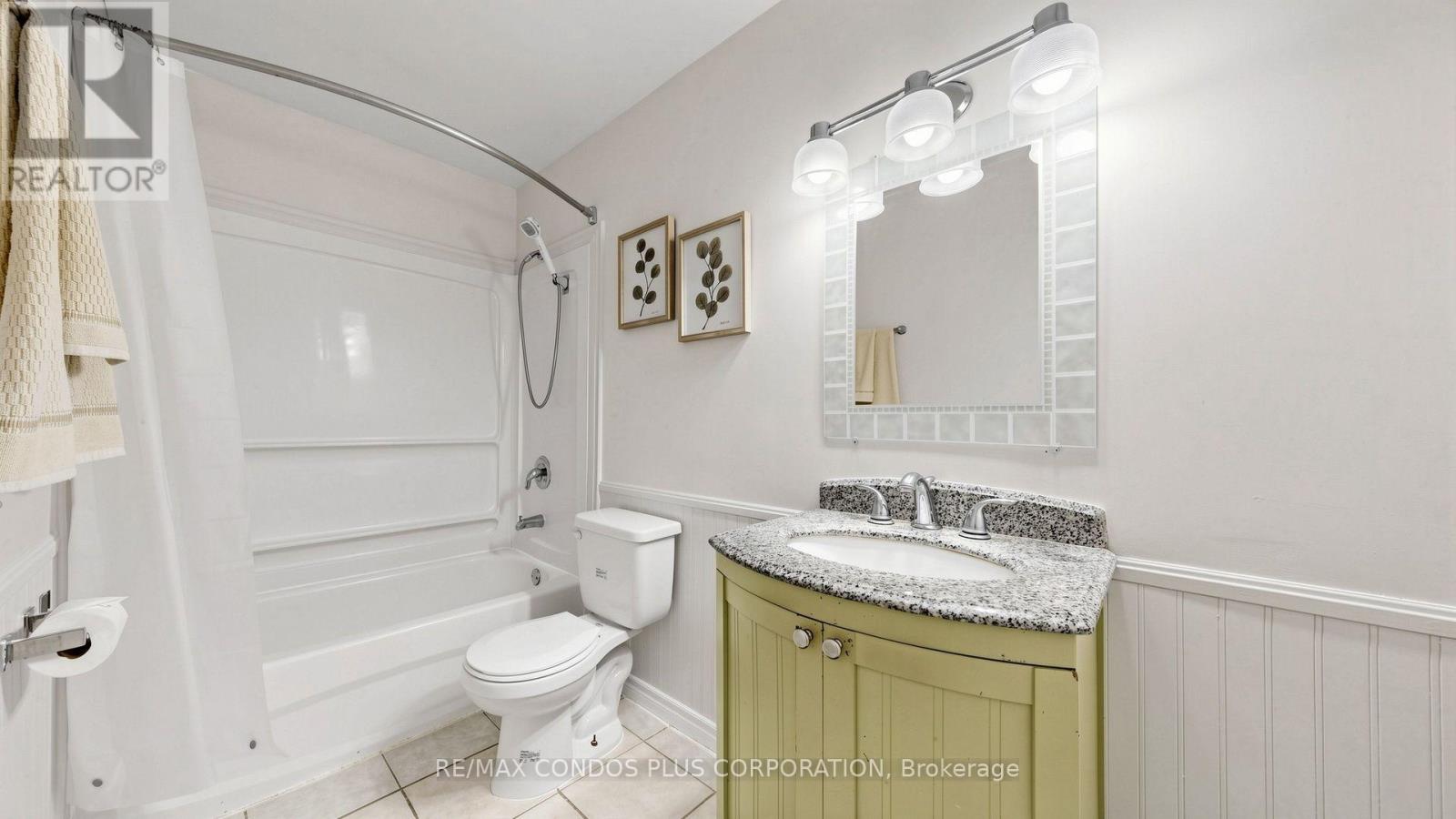 20 Southwood Crescent Property Photo 38