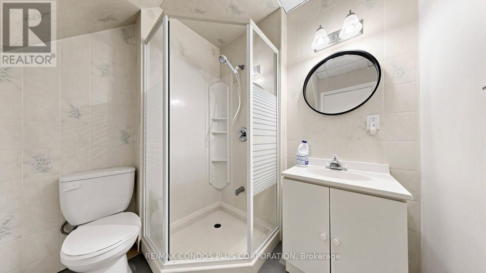 20 Southwood Crescent Property Photo 44