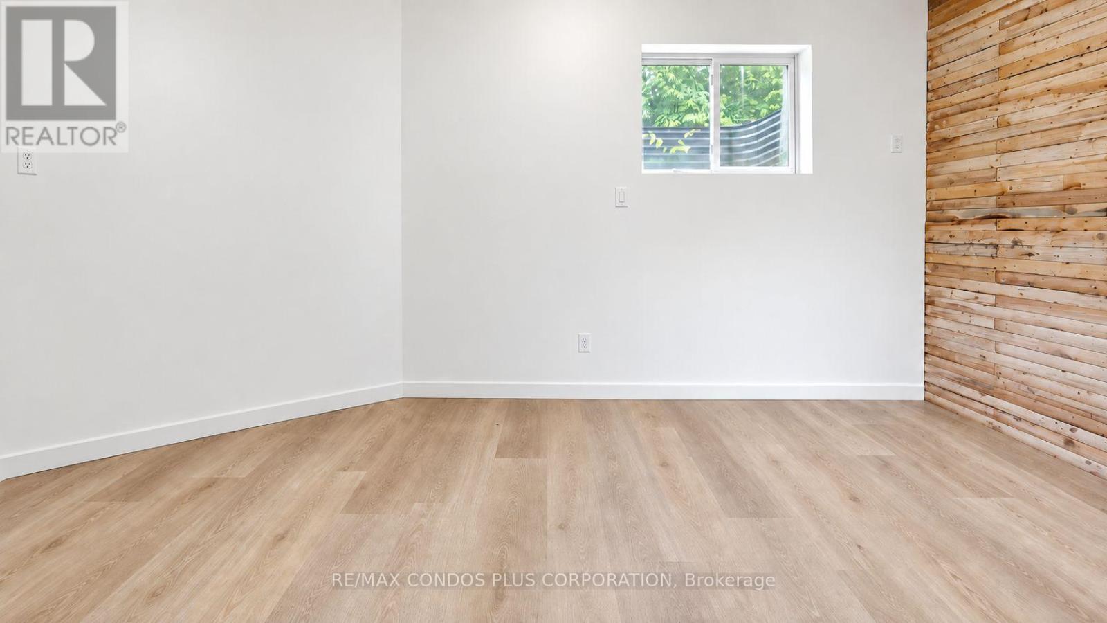 20 Southwood Crescent Property Photo 45