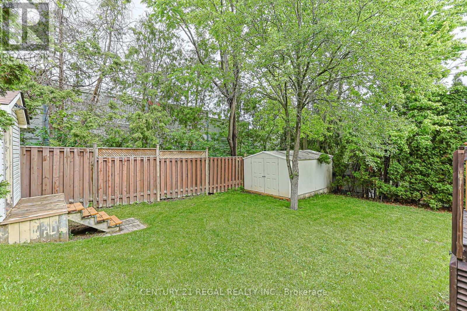 599 Sandford Street Property Photo 38