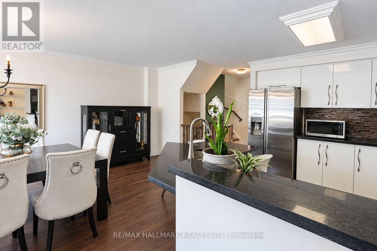 97 Benjamin Hood Crescent Property Photo 15