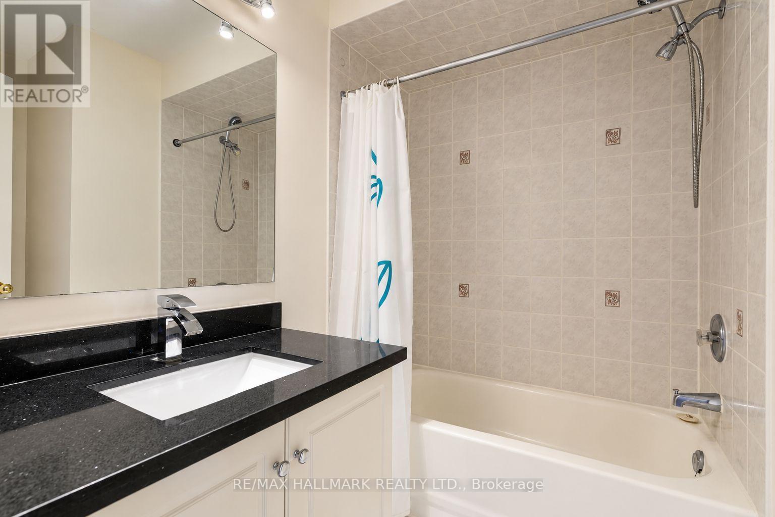 97 Benjamin Hood Crescent Property Photo 25