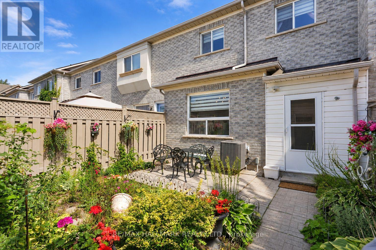 97 Benjamin Hood Crescent Property Photo 35