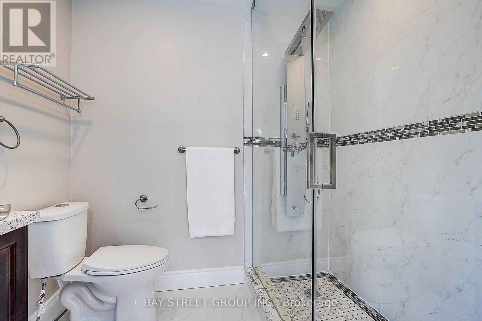 411 Weldrick Road E Property Photo 26