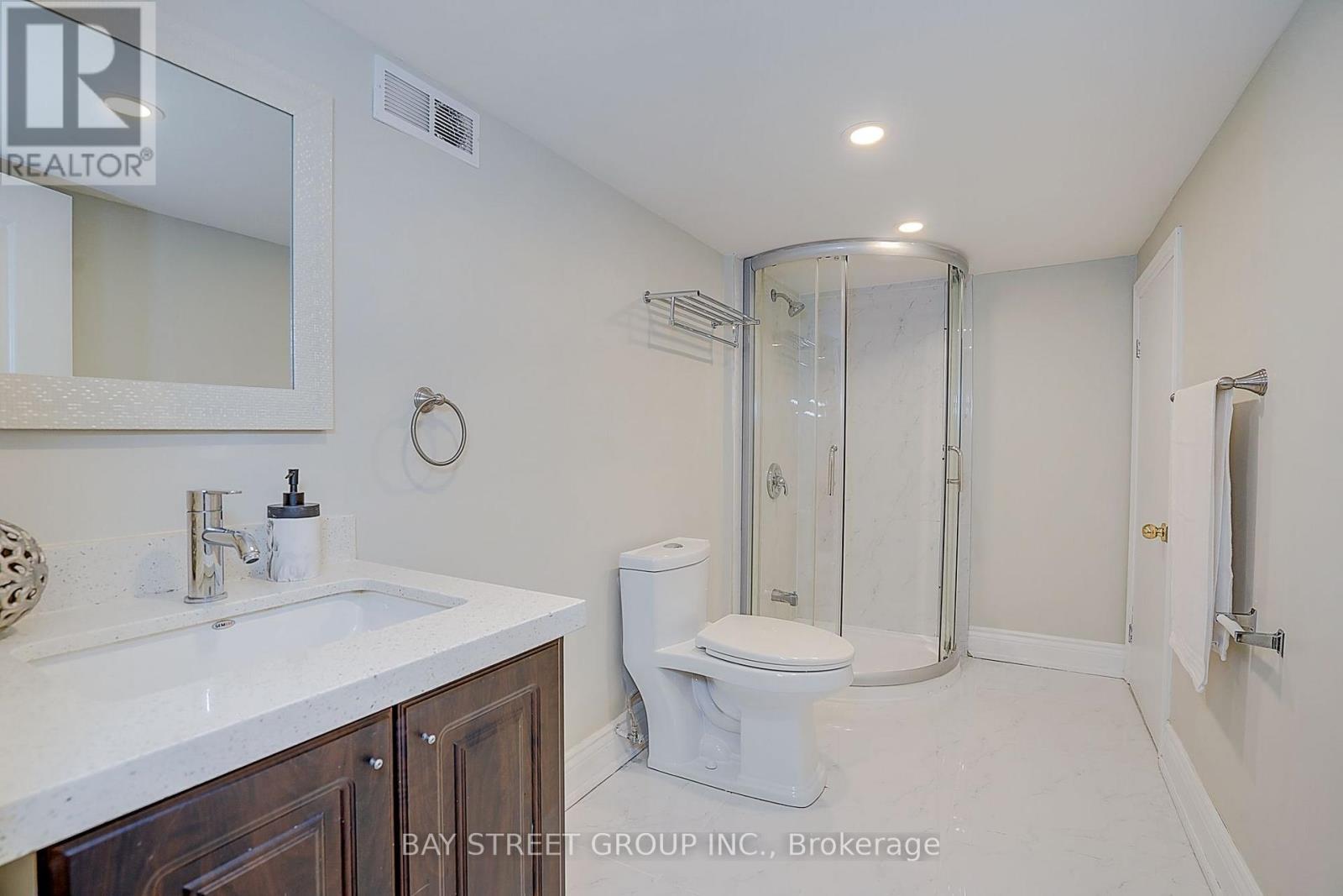 411 Weldrick Road E Property Photo 41