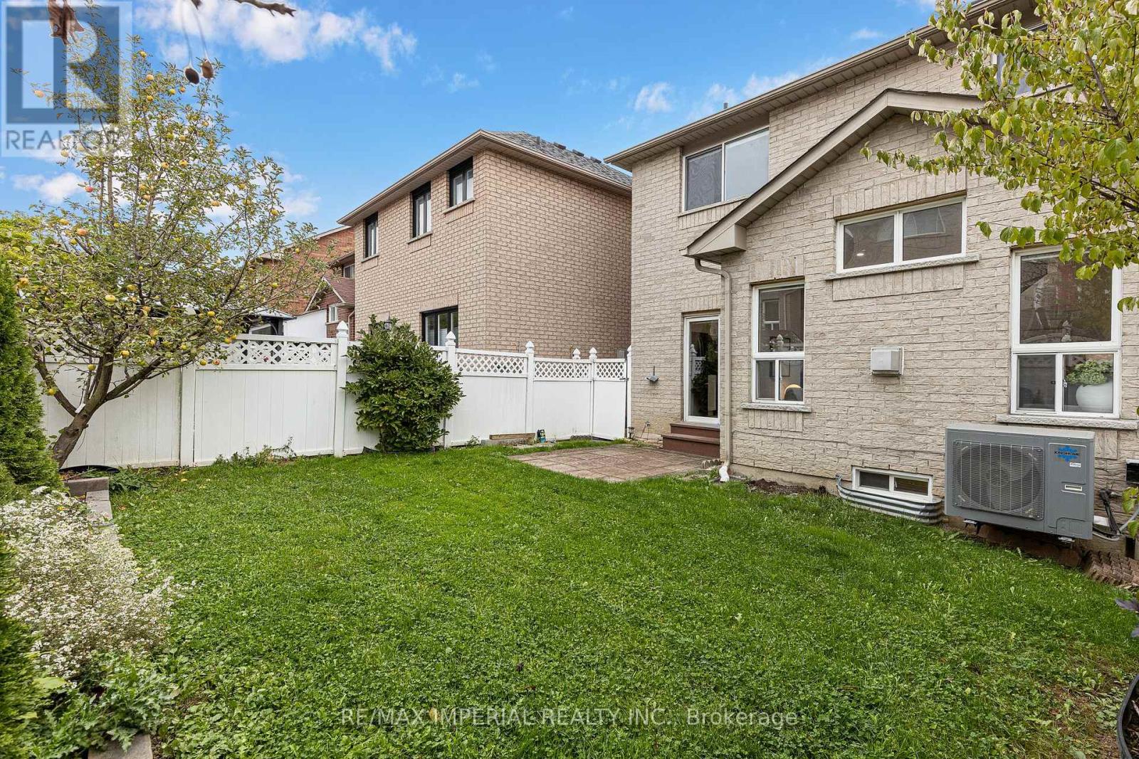 44 Hawkview Boulevard Property Photo 46
