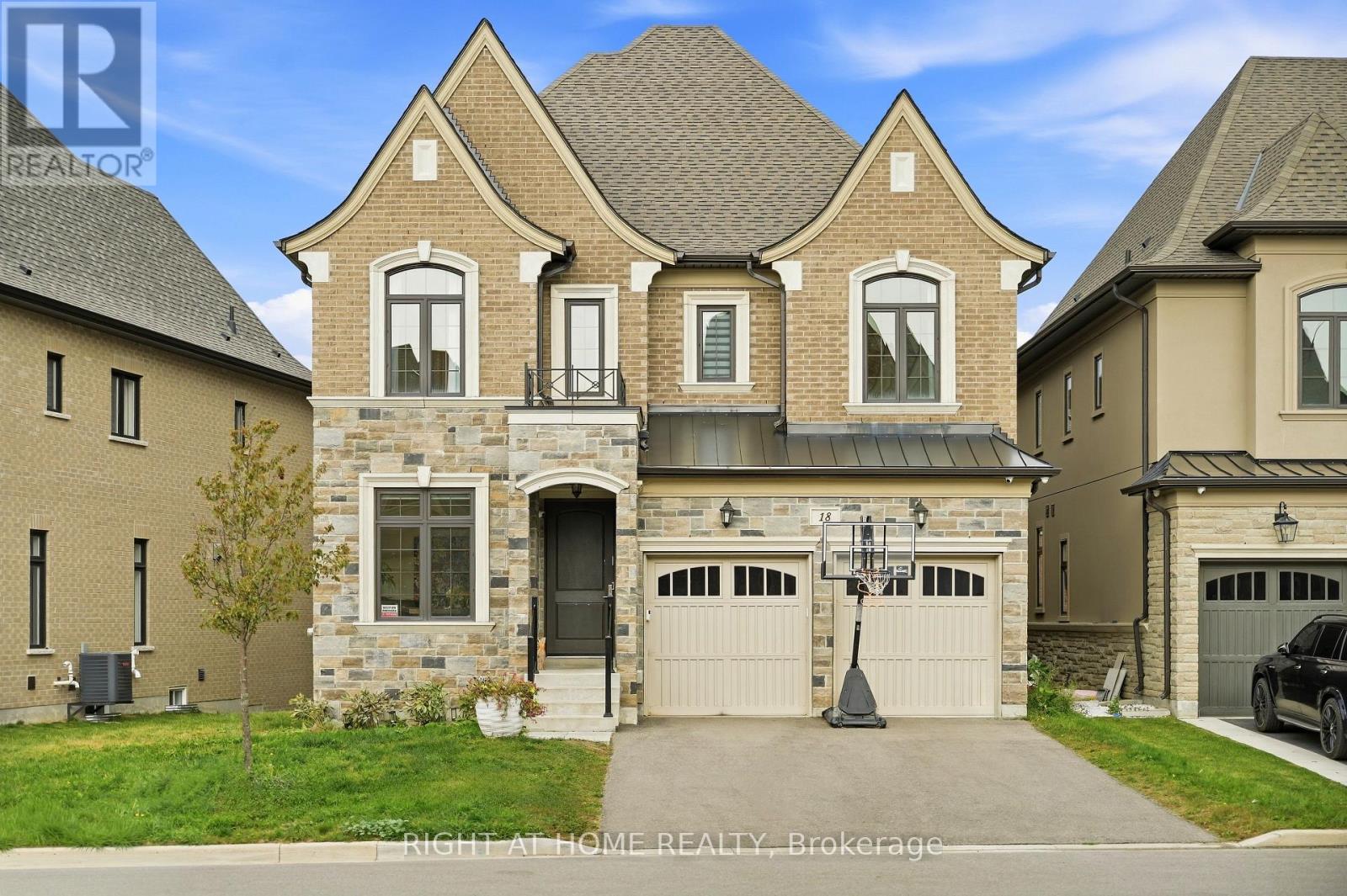 18 Casavant Court Property Photo 1