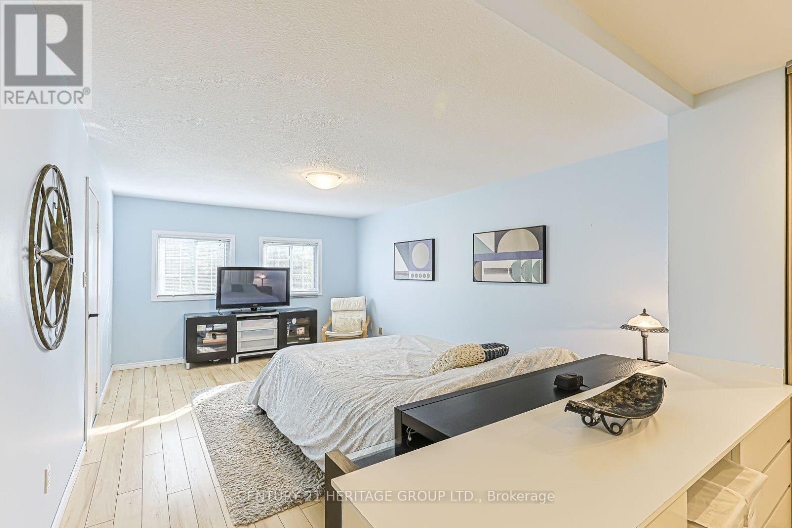 66 Howlett Avenue Property Photo 21