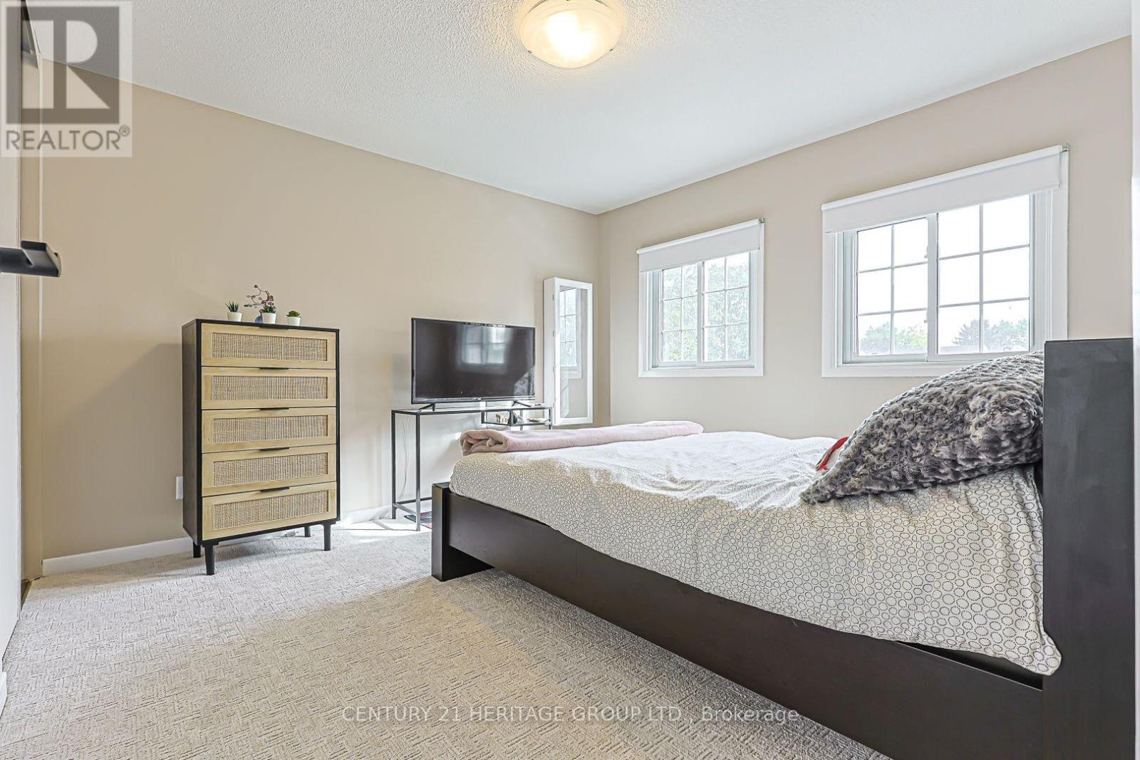 66 Howlett Avenue Property Photo 24
