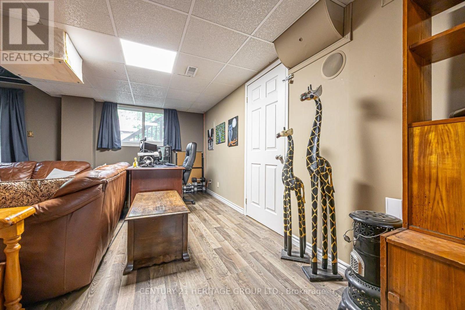 66 Howlett Avenue Property Photo 34