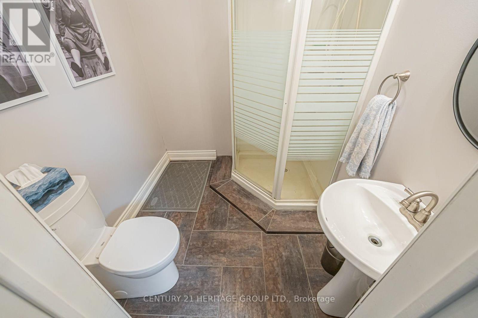 66 Howlett Avenue Property Photo 37