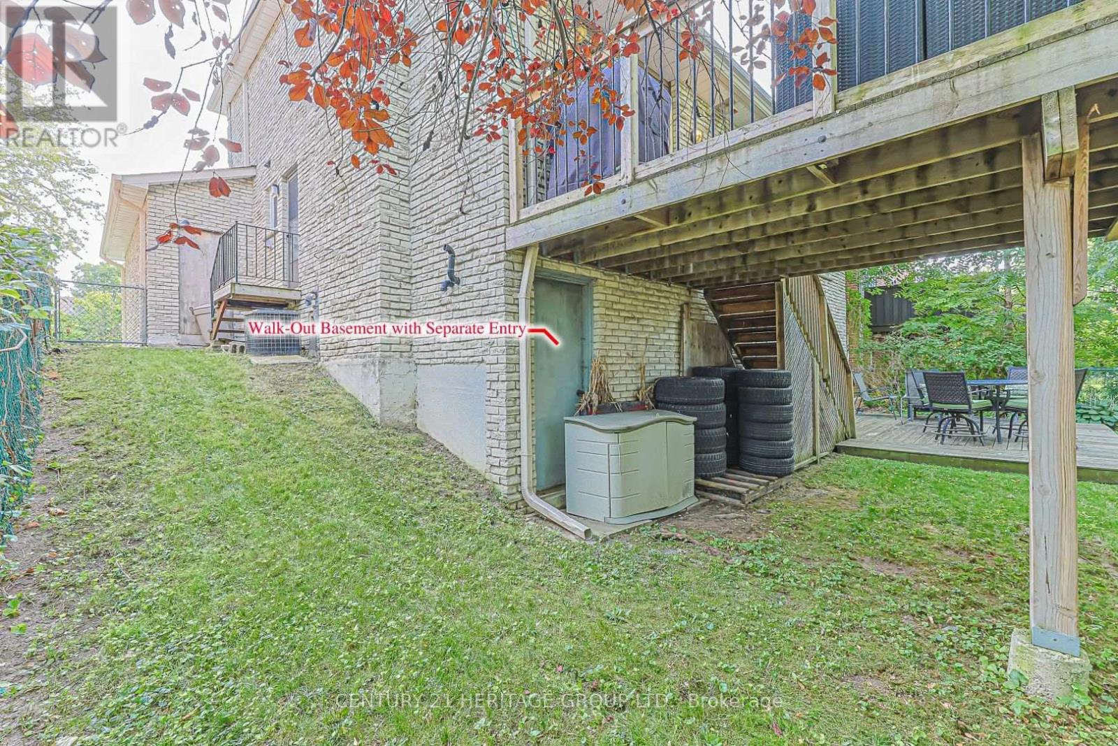 66 Howlett Avenue Property Photo 38