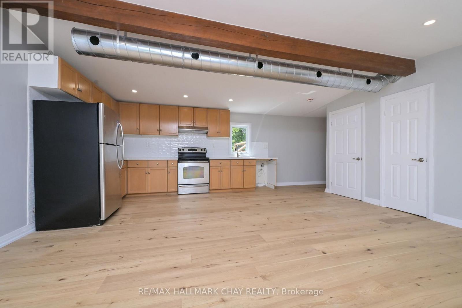 295 King Street N Property Photo 28