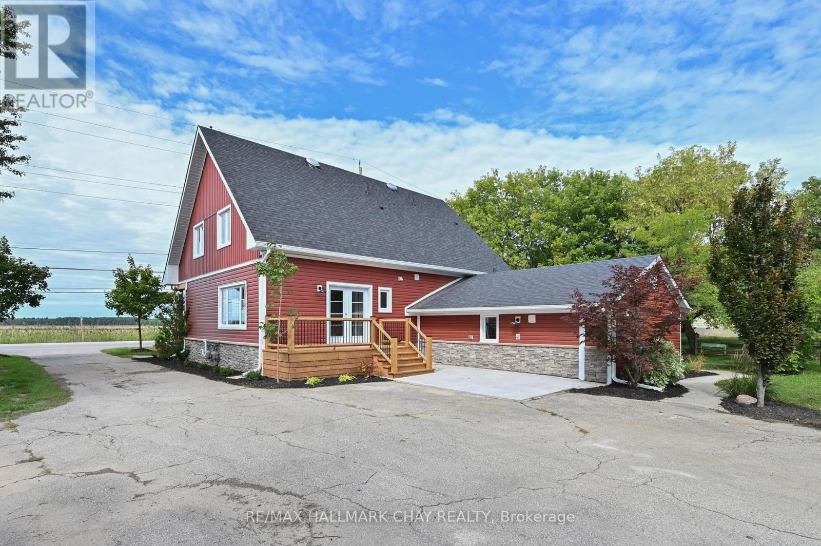 295 King Street N Property Photo 37