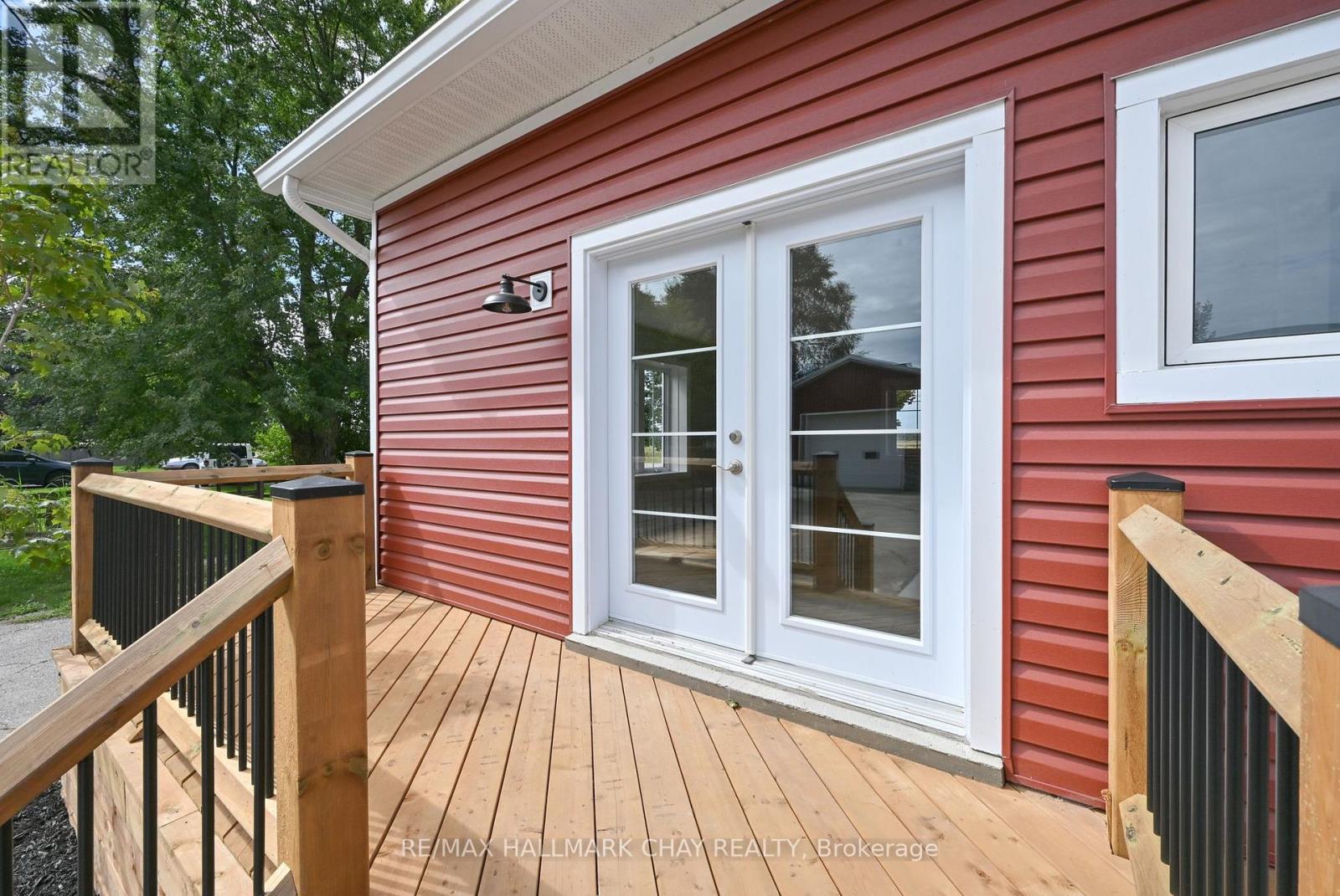 295 King Street N Property Photo 38