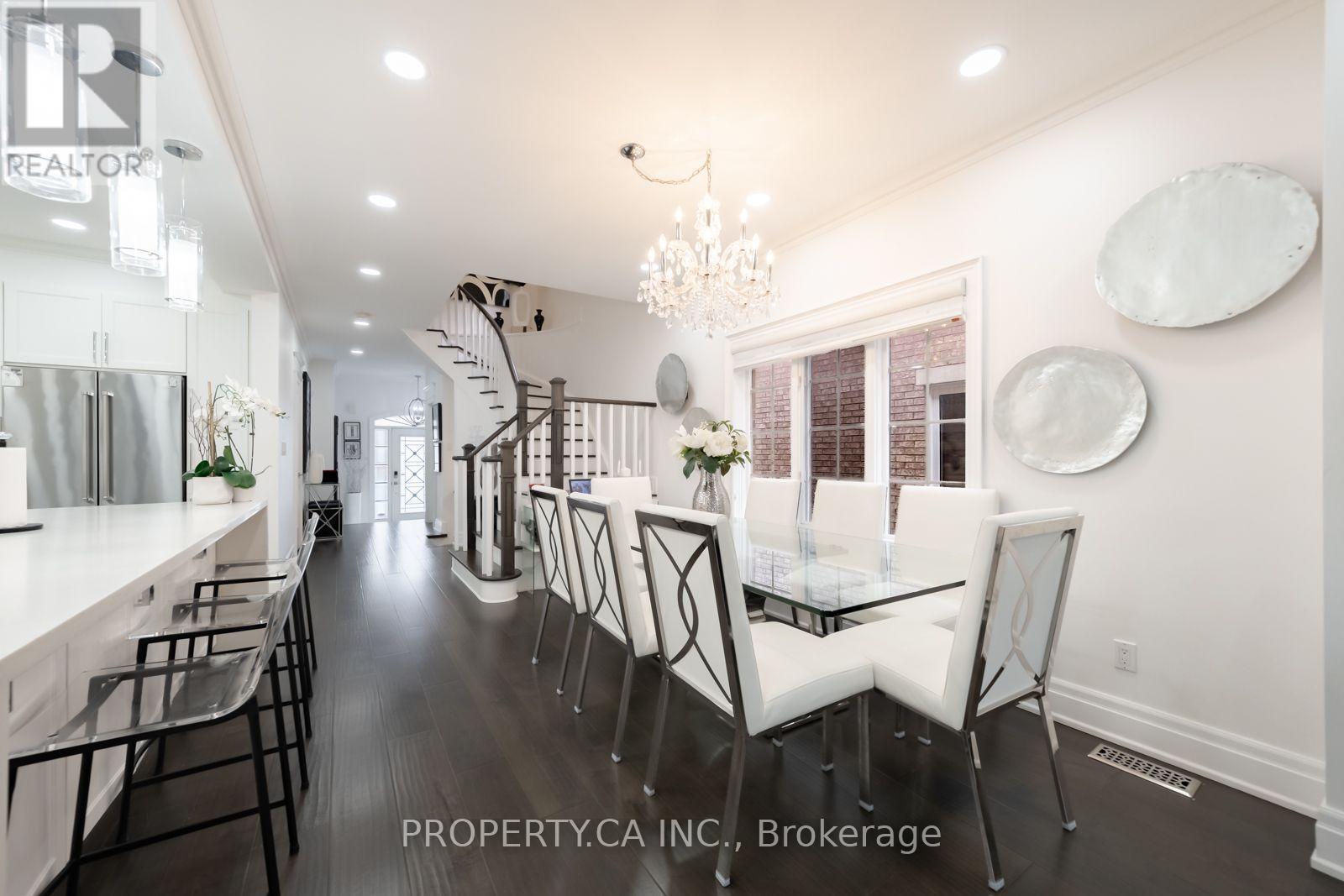 183 Kingsbridge Circle Property Photo 12