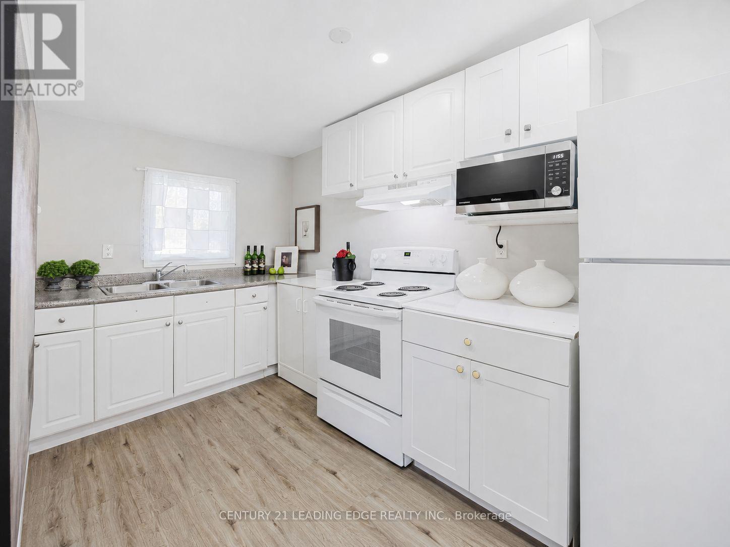 8 Mac Avenue Property Photo 25