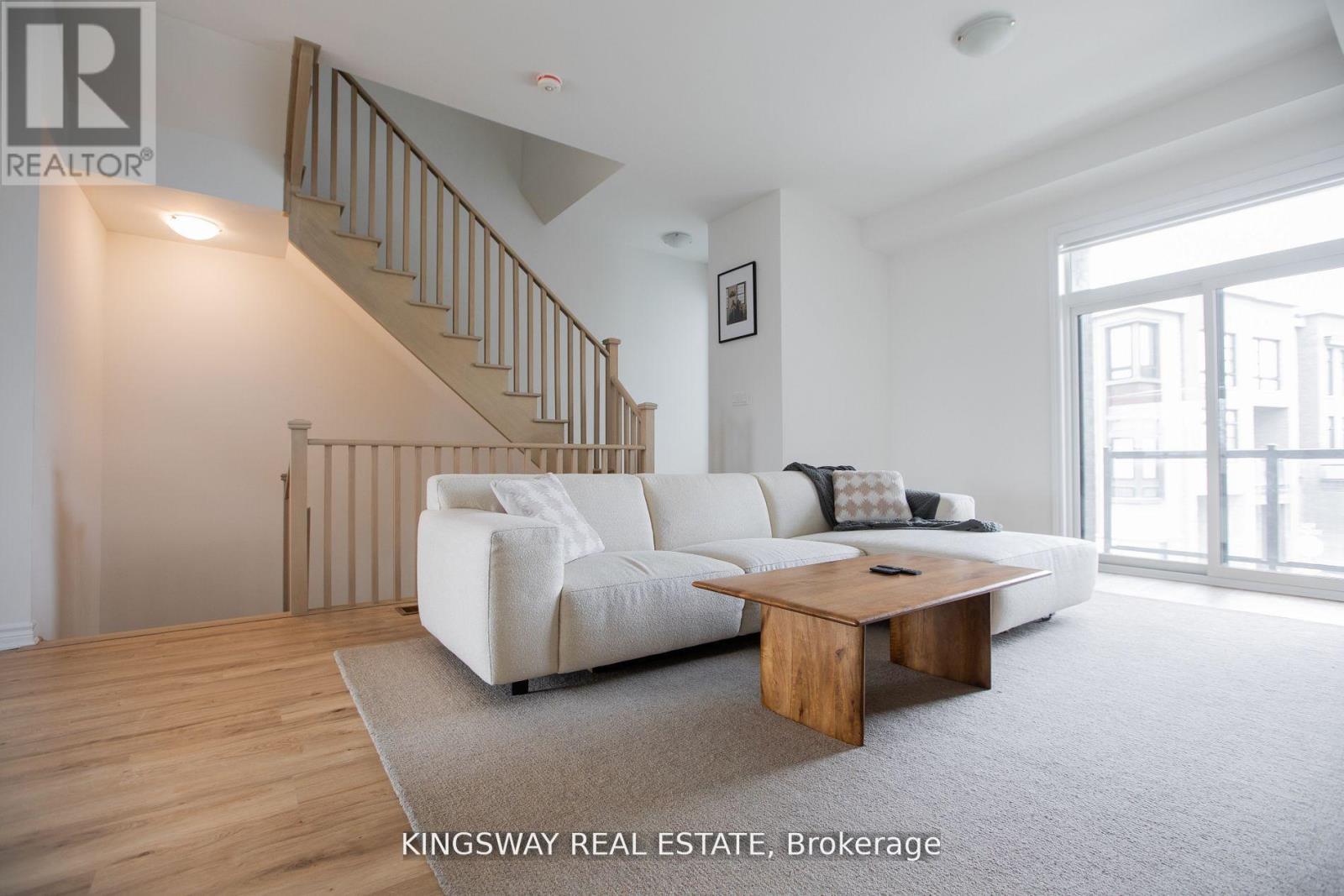27 PARADOX STREET Property Photo 1