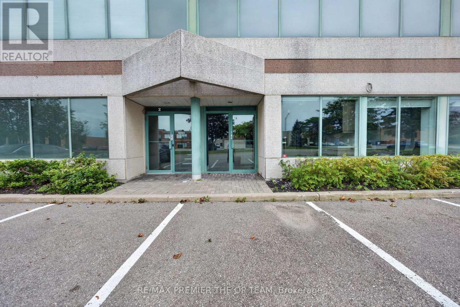 1 & 1a Upper - 2900 Langstaff Road Property Photo 1