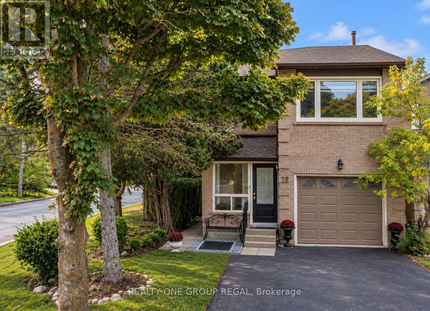 78 Baywood Court Property Photo 1