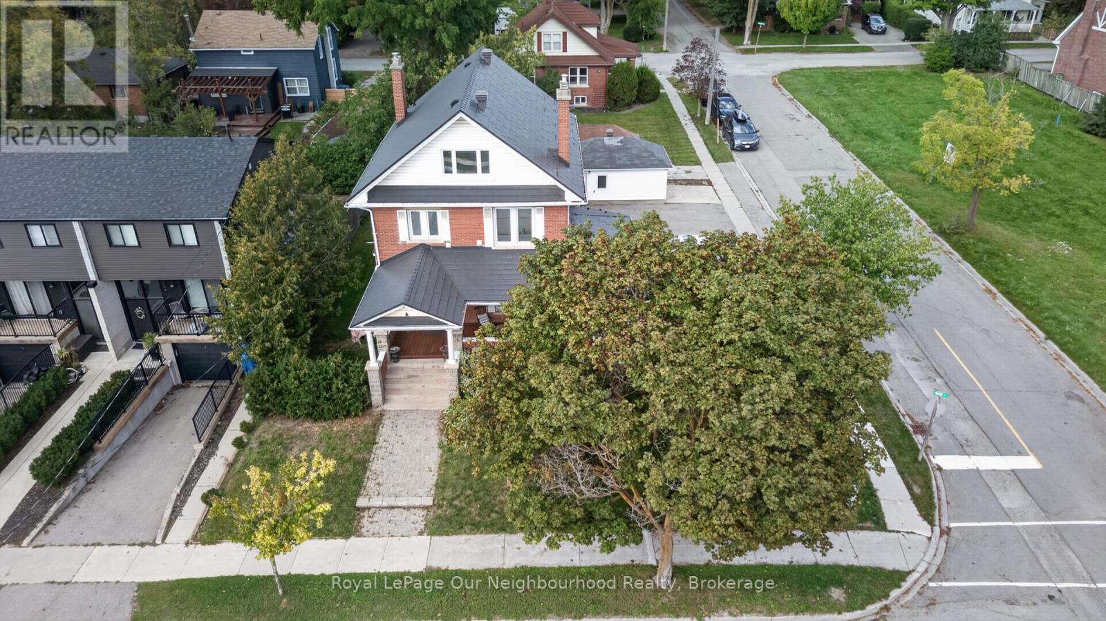 6038 Main Street Property Photo 35