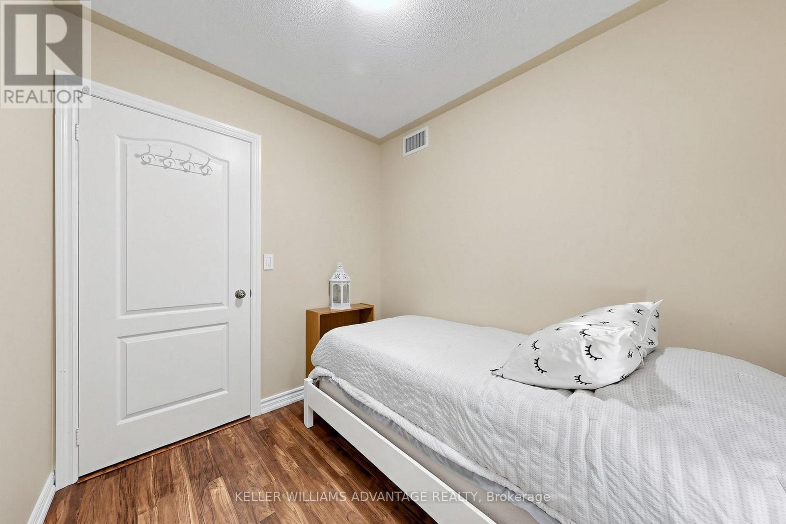 407 - 112 Simcoe Road Property Photo 17
