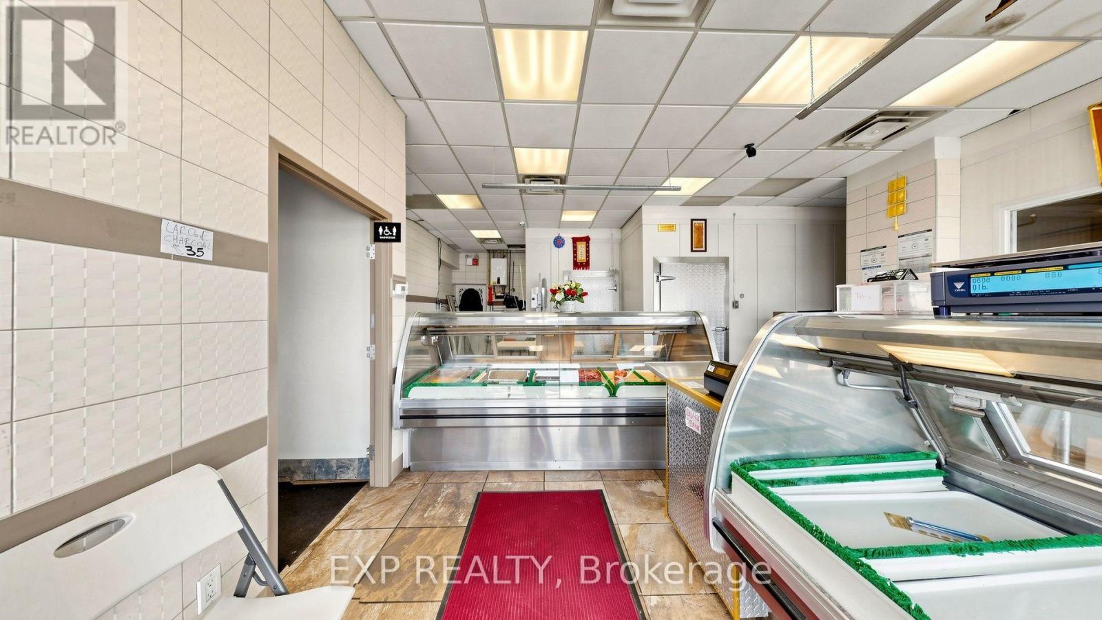 8 - 12960 Yonge Street Property Photo 4