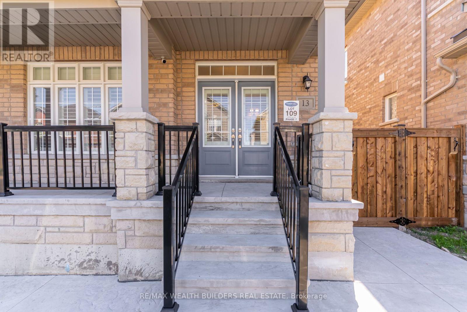 13 Waterleaf Road Property Photo 2