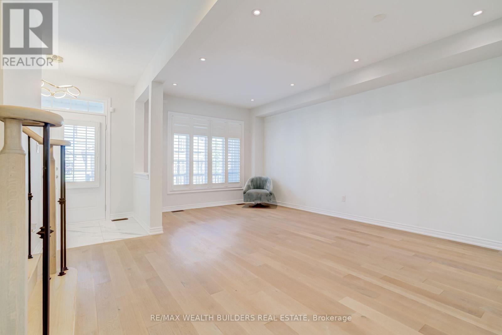 13 Waterleaf Road Property Photo 4