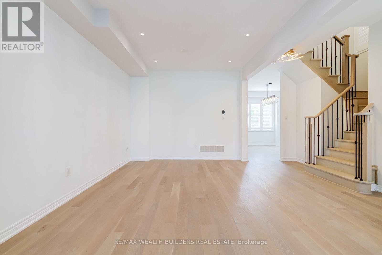 13 Waterleaf Road Property Photo 8