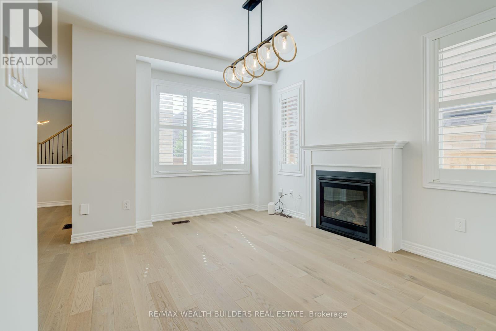 13 Waterleaf Road Property Photo 17
