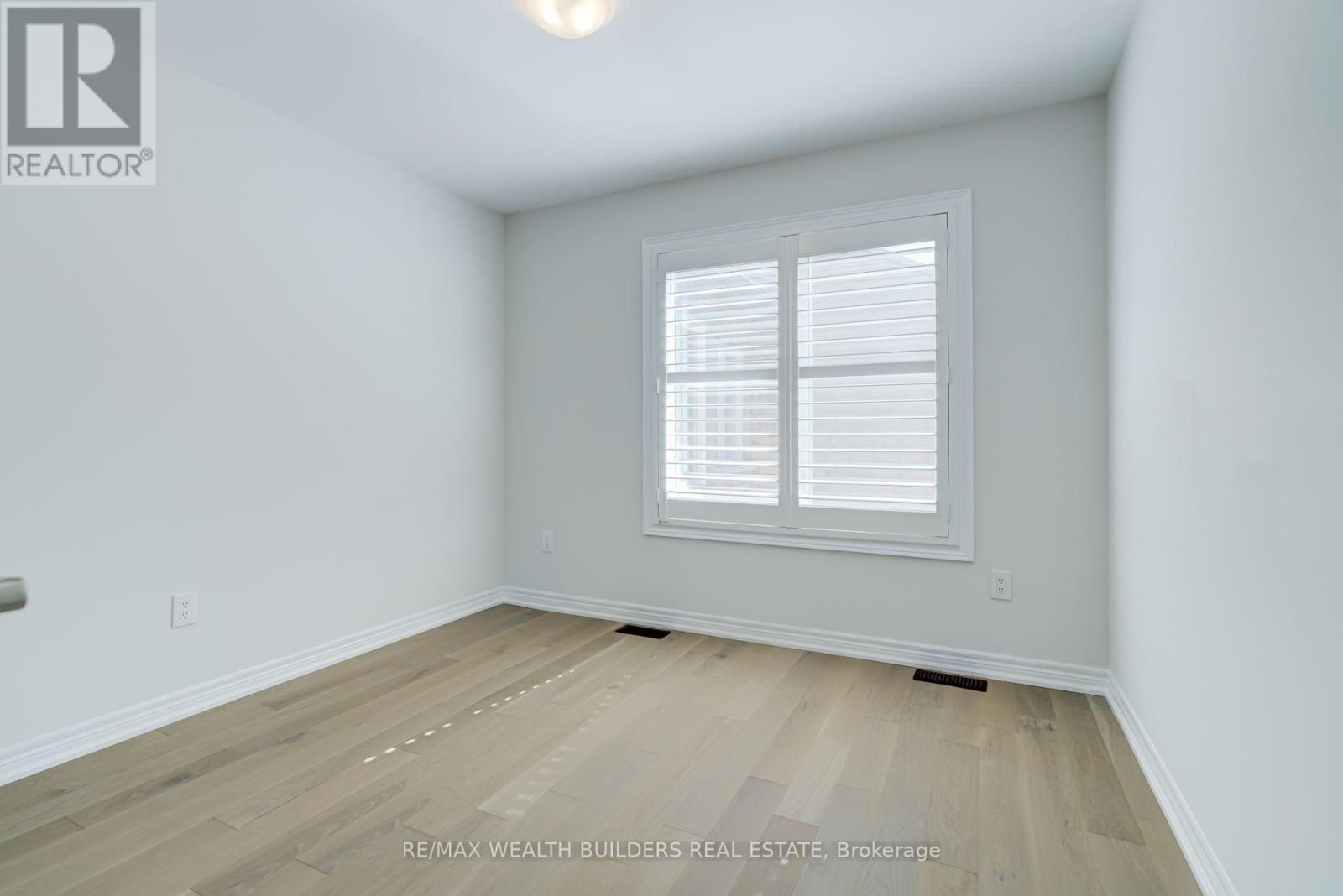 13 Waterleaf Road Property Photo 35