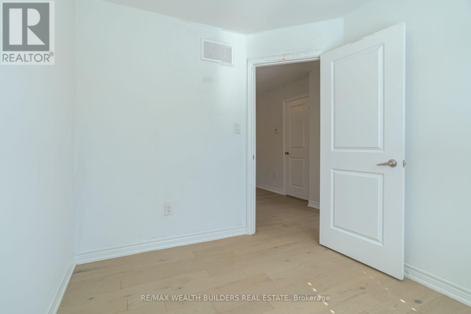 13 Waterleaf Road Property Photo 37