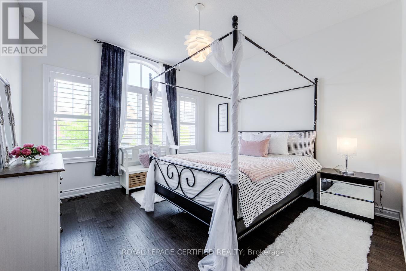 41 Danby Street Property Photo 31