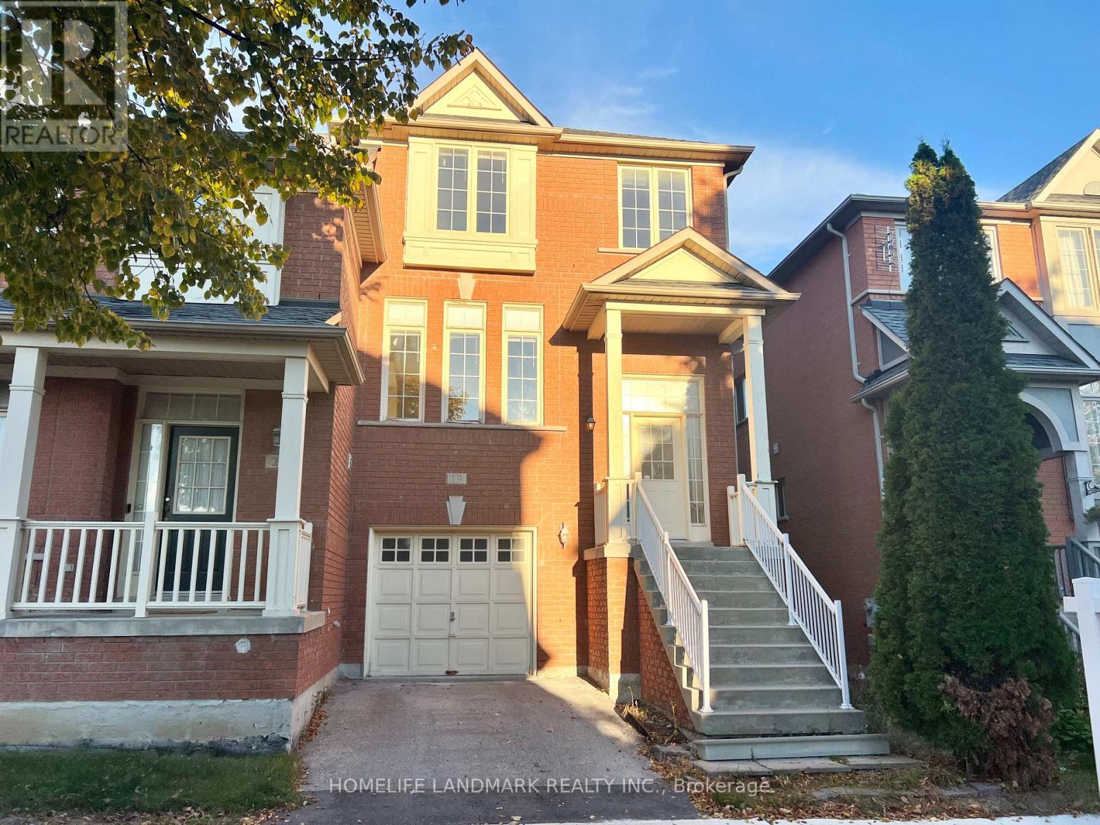 19 Fairlawn Avenue Property Photo 2
