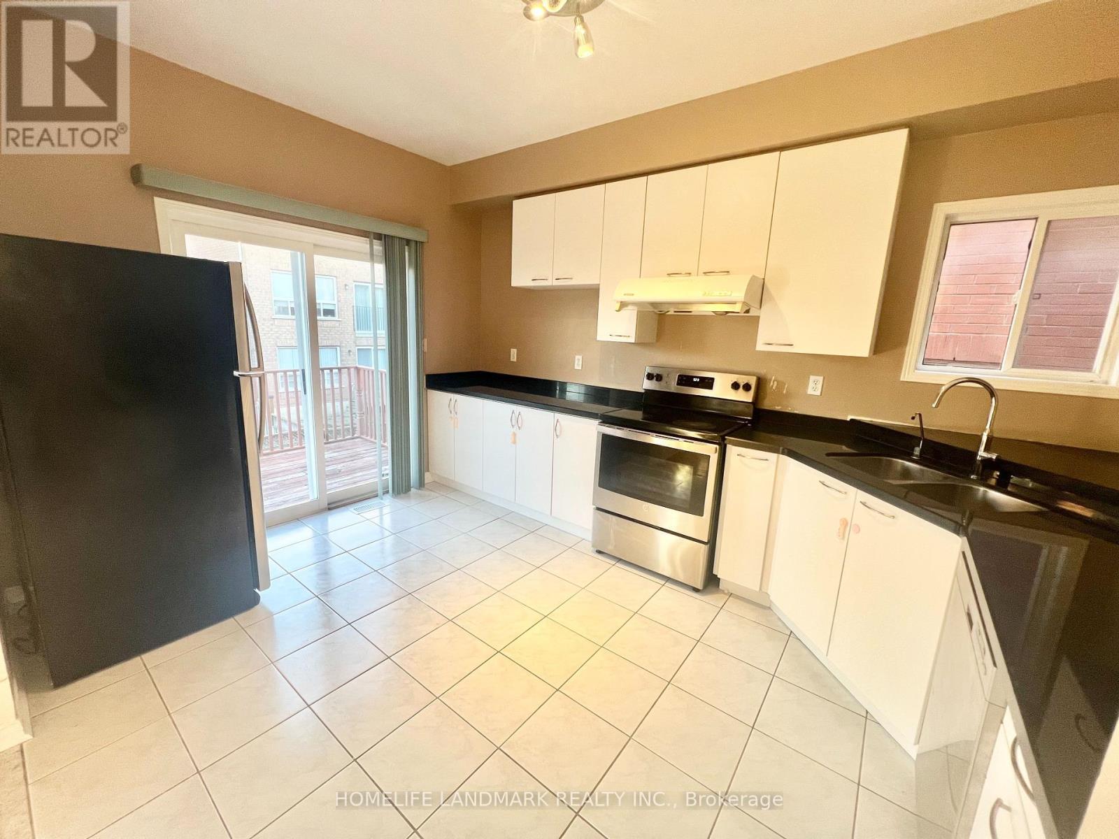 19 Fairlawn Avenue Property Photo 11