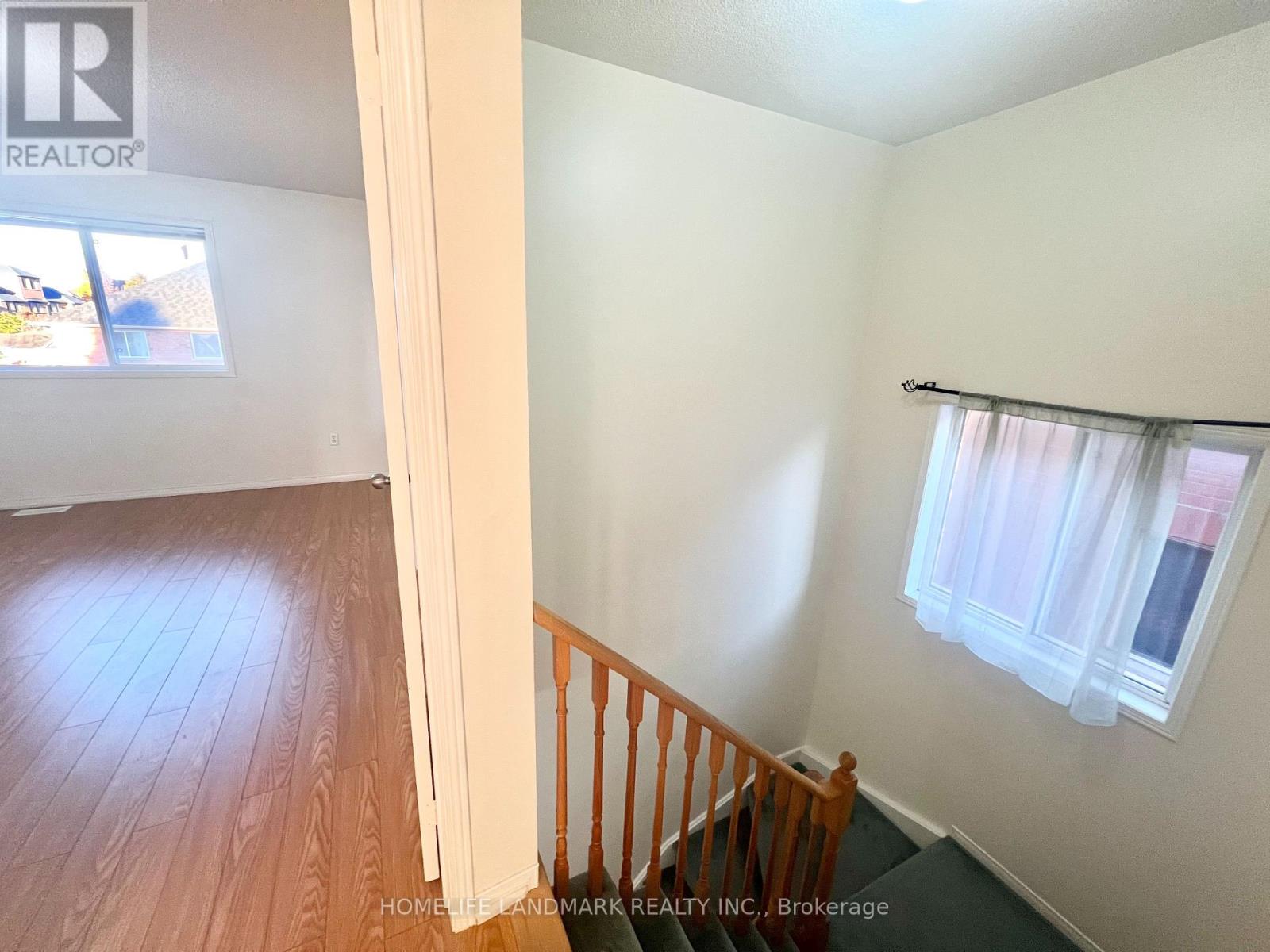19 Fairlawn Avenue Property Photo 16