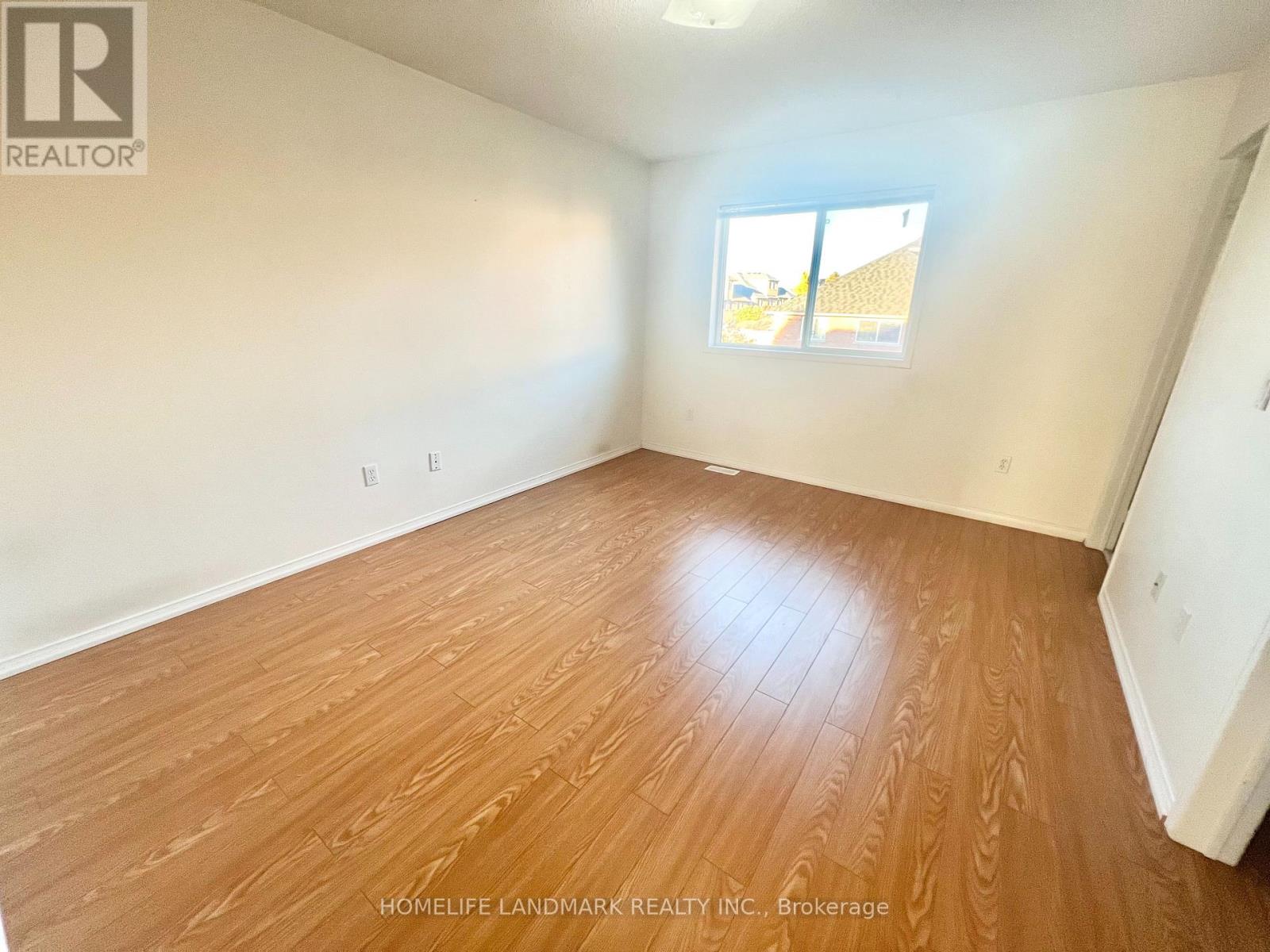 19 Fairlawn Avenue Property Photo 17