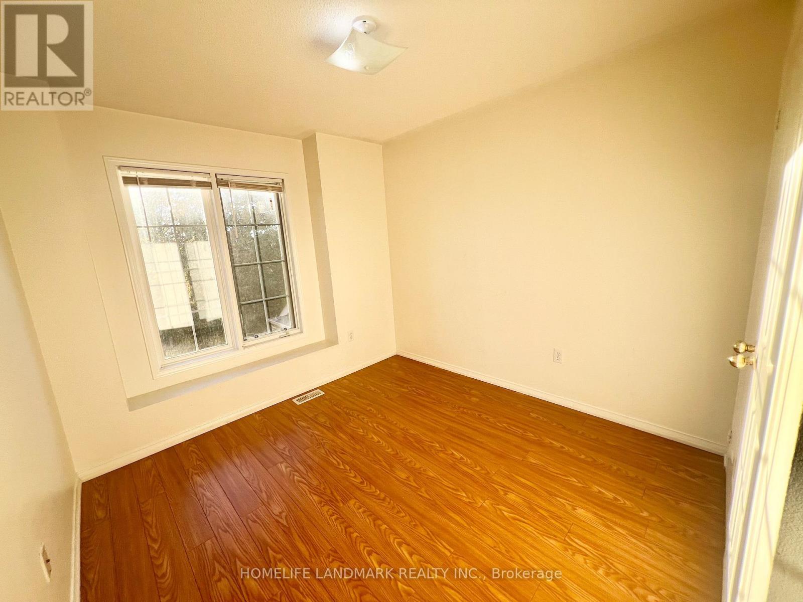 19 Fairlawn Avenue Property Photo 24