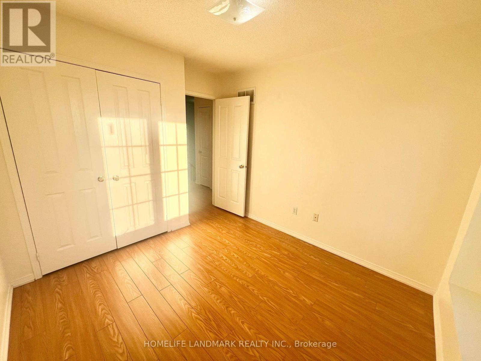 19 Fairlawn Avenue Property Photo 26