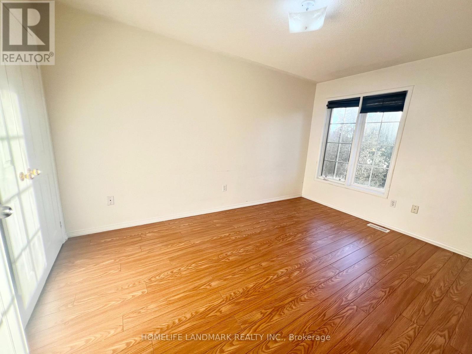 19 Fairlawn Avenue Property Photo 27