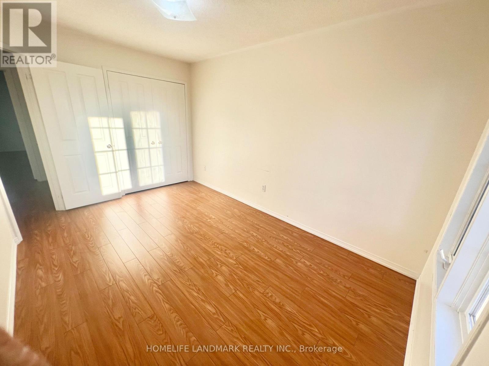 19 Fairlawn Avenue Property Photo 28