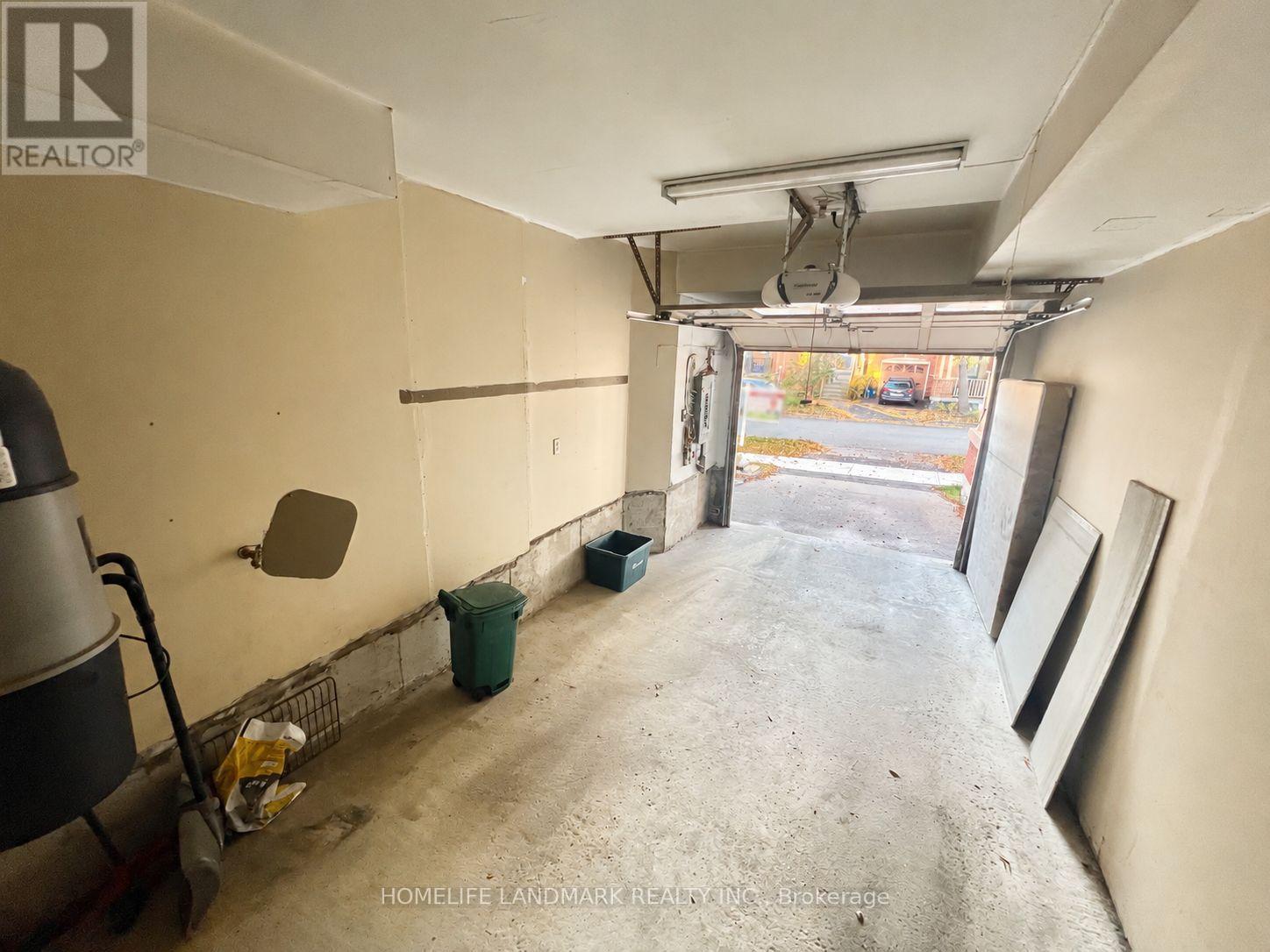 19 Fairlawn Avenue Property Photo 35