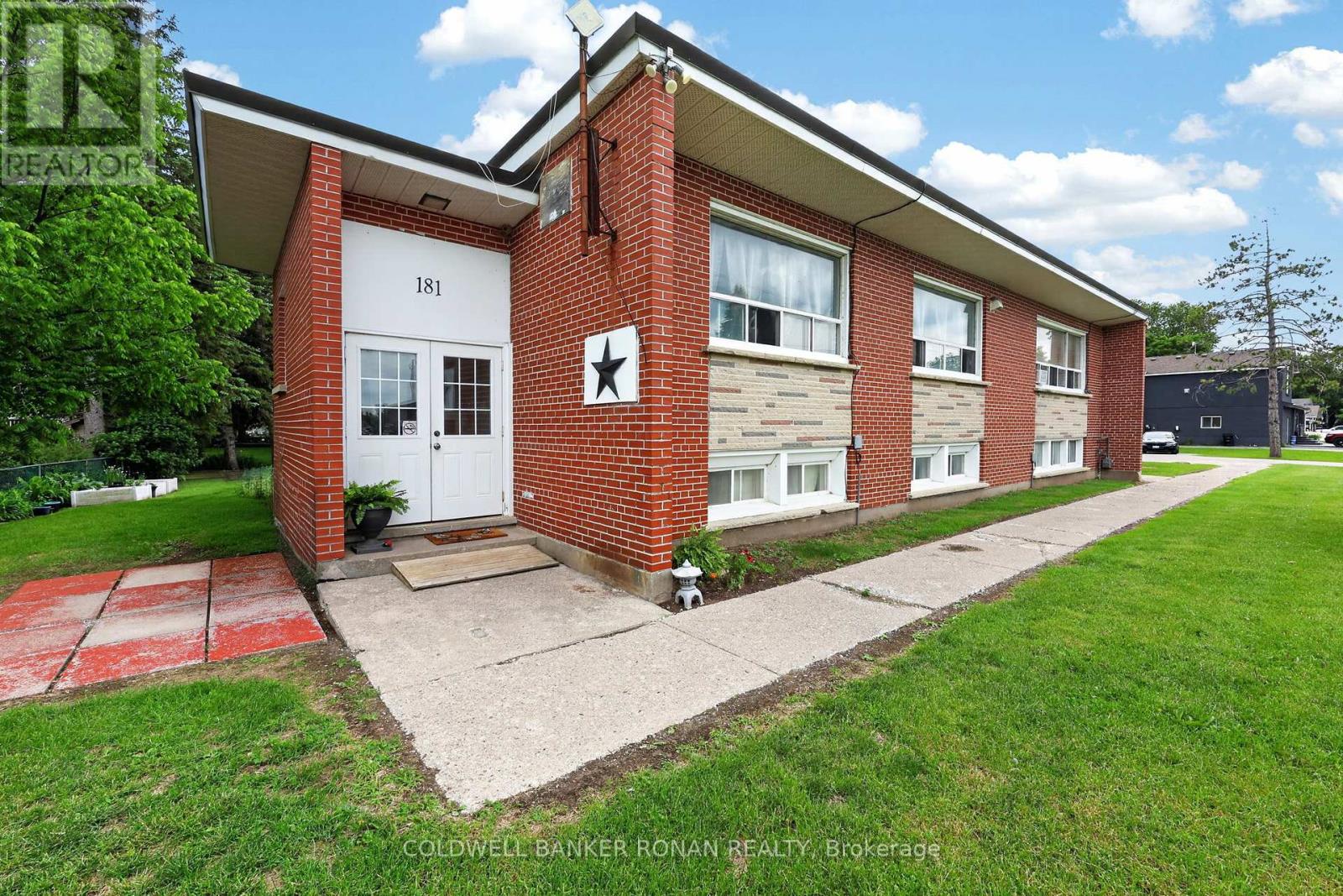 181 Murphy Road Property Photo 7