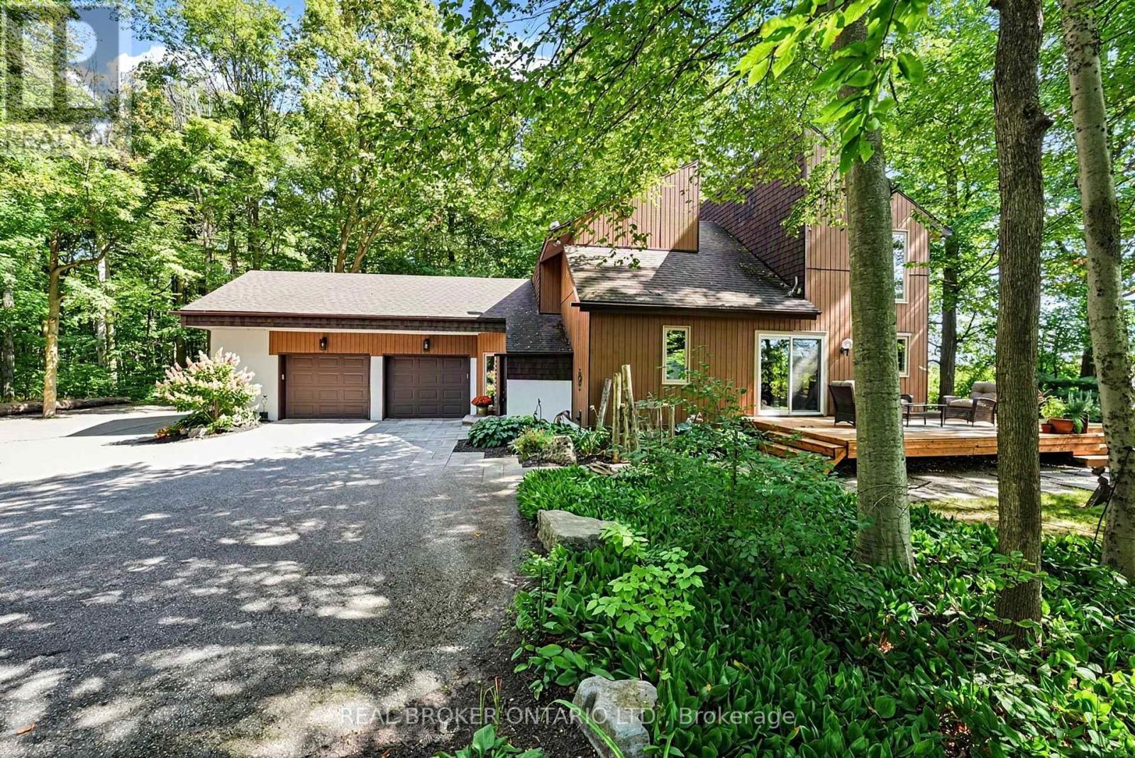 18061 Highway 48 Property Photo 1
