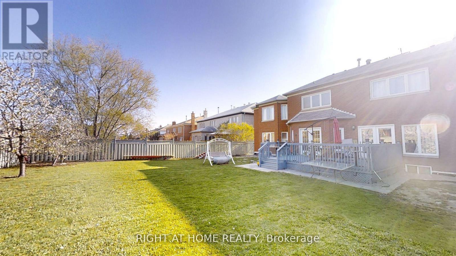31 Northgate Crescent E Property Photo 50