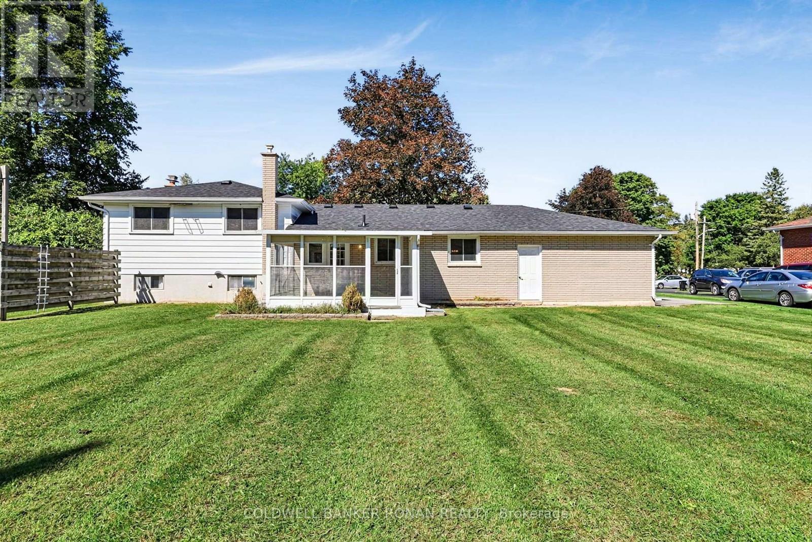 13 Grohal Drive Property Photo 29