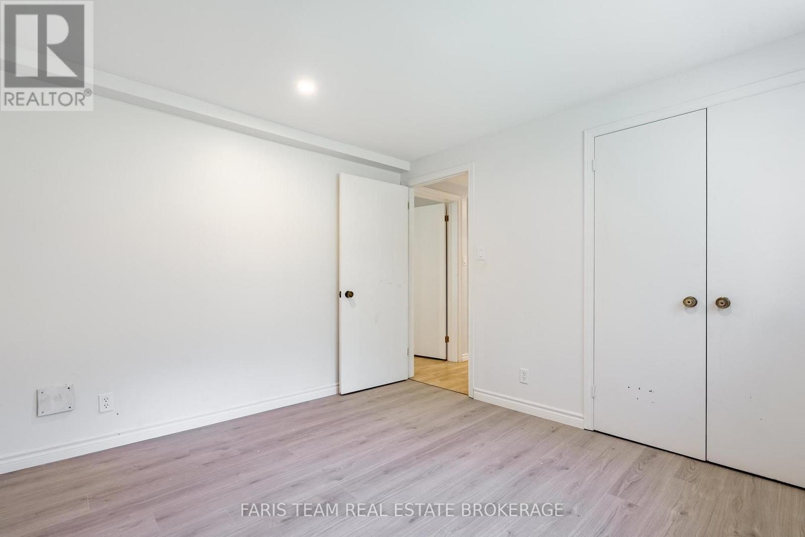 5809 10th Side Road Property Photo 27