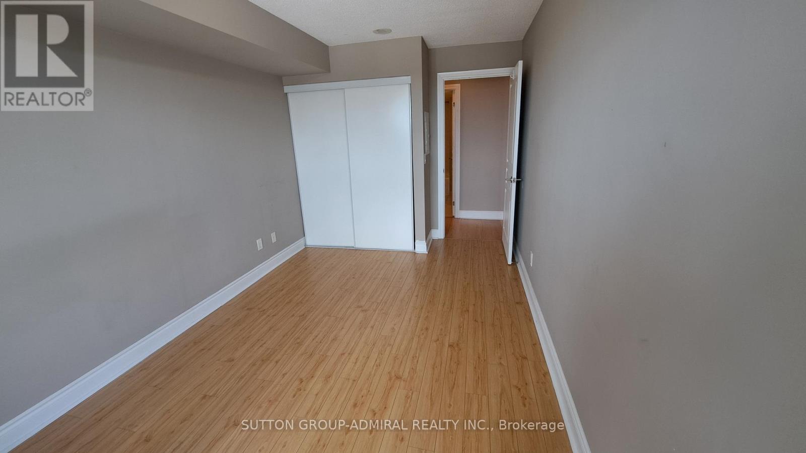 #1712 - 7 North Park Road Property Photo 6